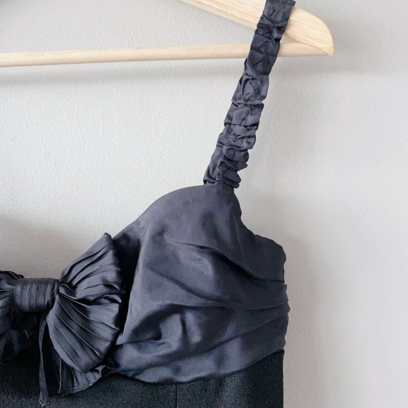 Moschino Cheap & Chic Midi length black dress 100% virgin wool women's s… - Picture 5 of 14